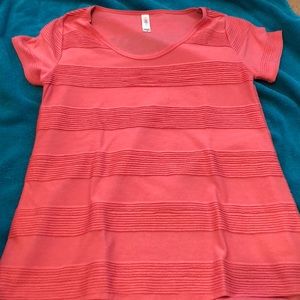 Lularoe classic t size XS